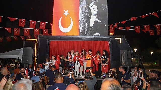 Çeşme’de 19 Mayıs’ta muhteşem kutlama