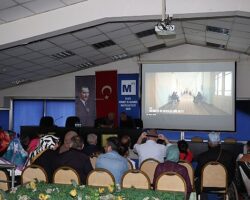 Konya Büyükşehir’den Görme Engelliler İçin Sesli Betimlemeli Film Etkinliği
