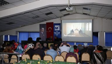 Konya Büyükşehir’den Görme Engelliler İçin Sesli Betimlemeli Film Etkinliği