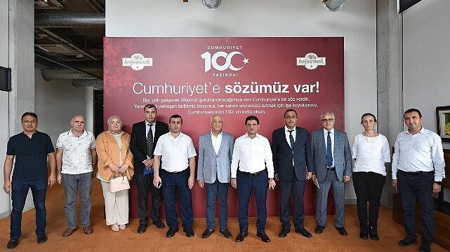 Balparmak’tan İstanbul İl Tarım ve Orman Müdürü Suat Parıldar’a Baldaki Hileyi Tespit Etme Yöntemleri Üzerine Kapsamlı Brifing