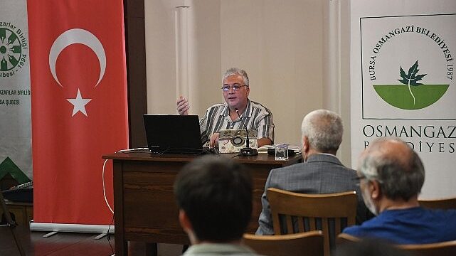 Edebiyat Söyleşileri’nin ilk konuğu şair, çevirmen Cem Yavuz oldu