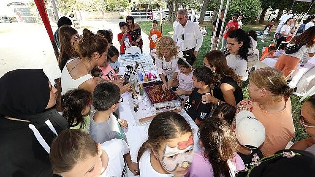 Menderes’i Şenlik Coşkusu Sardı