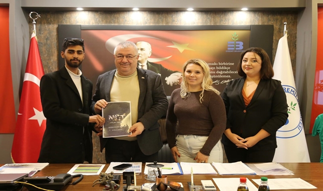 Balıkesirli Genç Yapımcı Necati Çokkaragöz, Film ve Müzik Sektöründe Yükseliyor