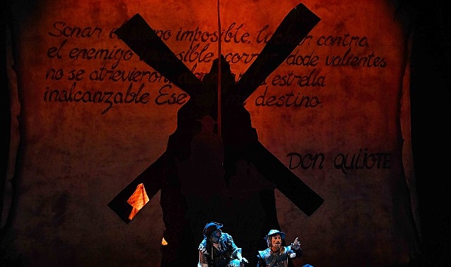 İspanyol Ateşi İZDOB Sahnesinde: “Don Kişot” Balesinden Görkemli Prömiyer!