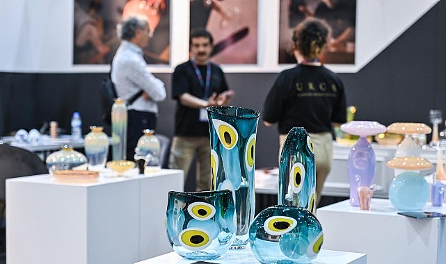 120 galeri, bin 600 sanatçı aynı çatı altında