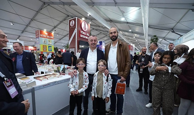 Kocaeli Kitap Fuarı’na yoğun ilgiye Başkan Büyükakın’dan ilk yorum
